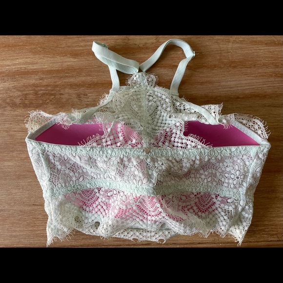 Victoria Secret/PINK Bra Bundle - Picture 6 of 16